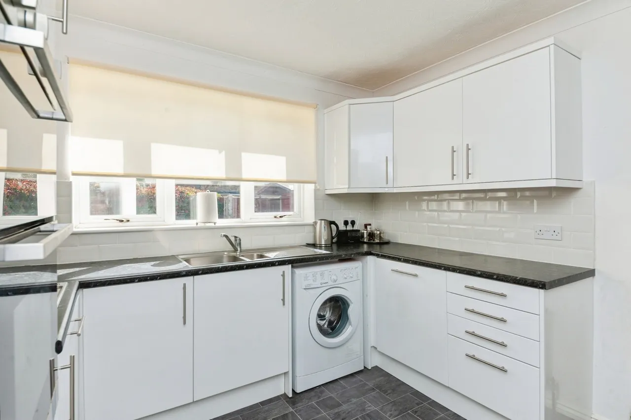 Leas Road, Clacton-on-Sea, Essex, CO15, photo 4
