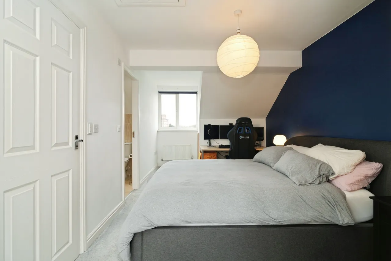 Station Close, Manchester, M26, photo 3