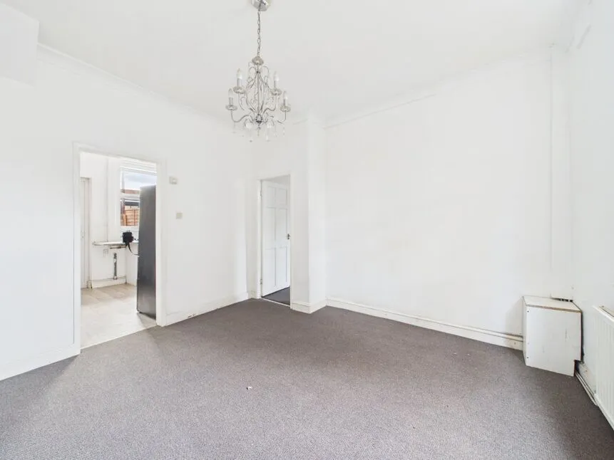 Holden Street, Ashton-under-Lyne, OL6, photo 3