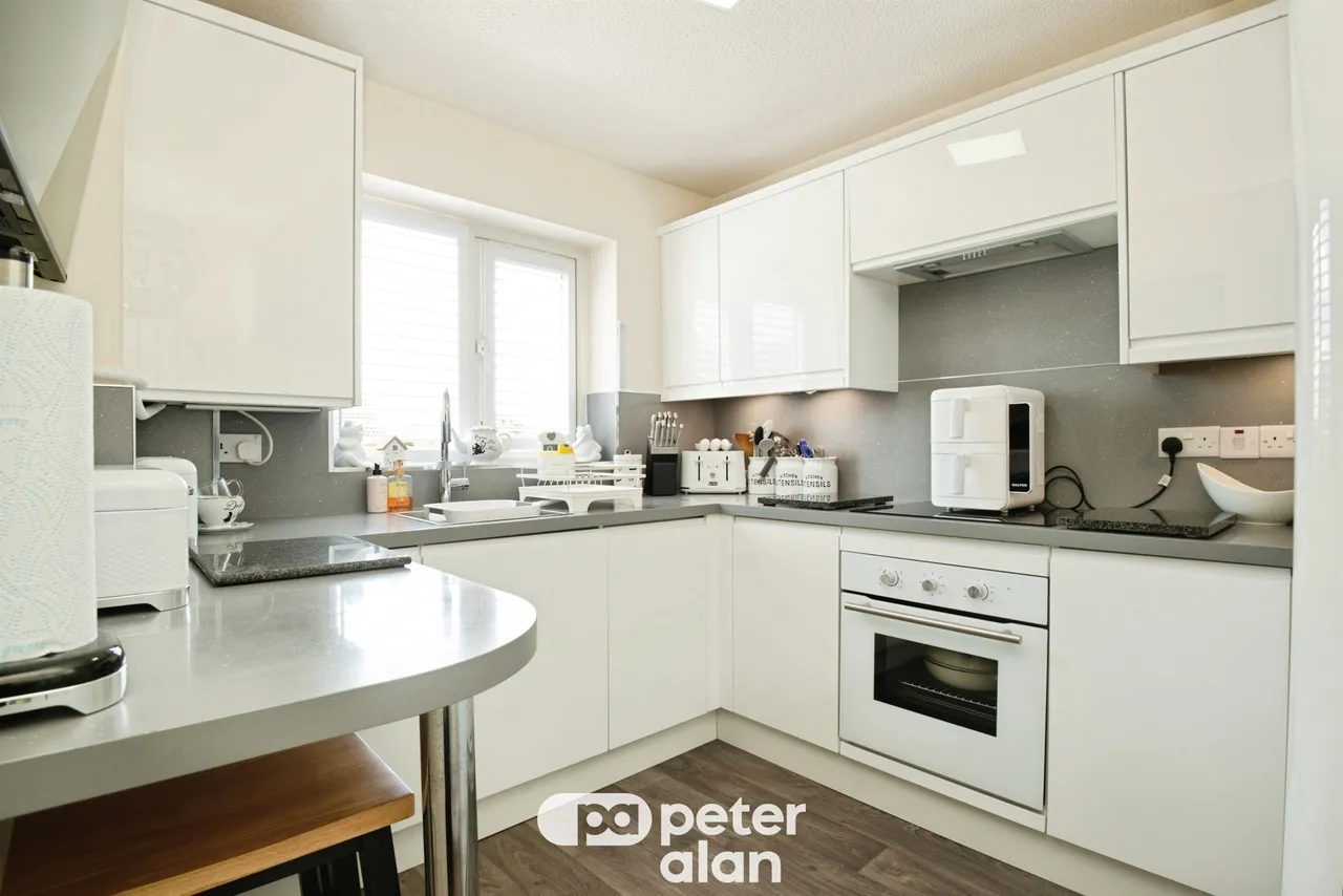 Chamomile Close, Cardiff, CF23, photo 3