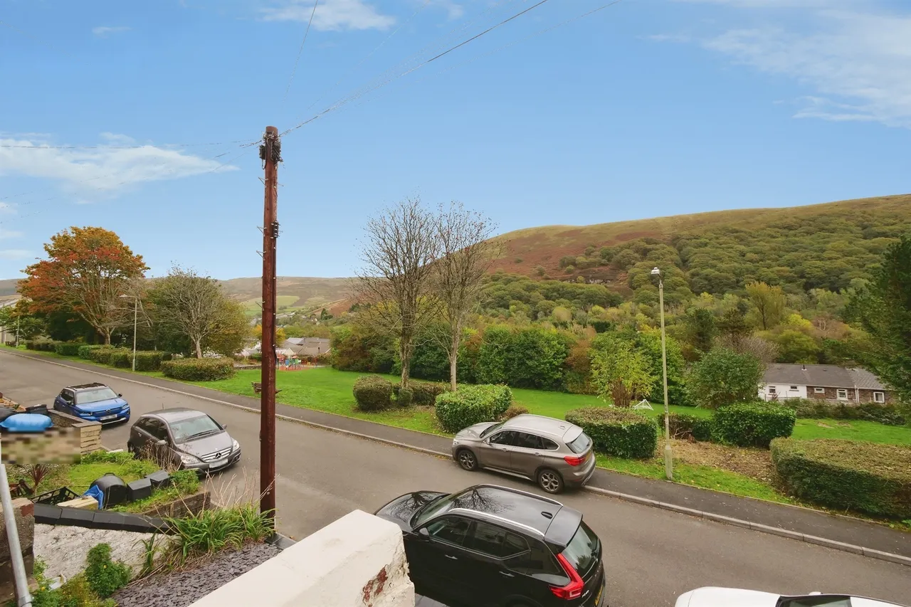 Adare Street, Bridgend, CF32, photo 2