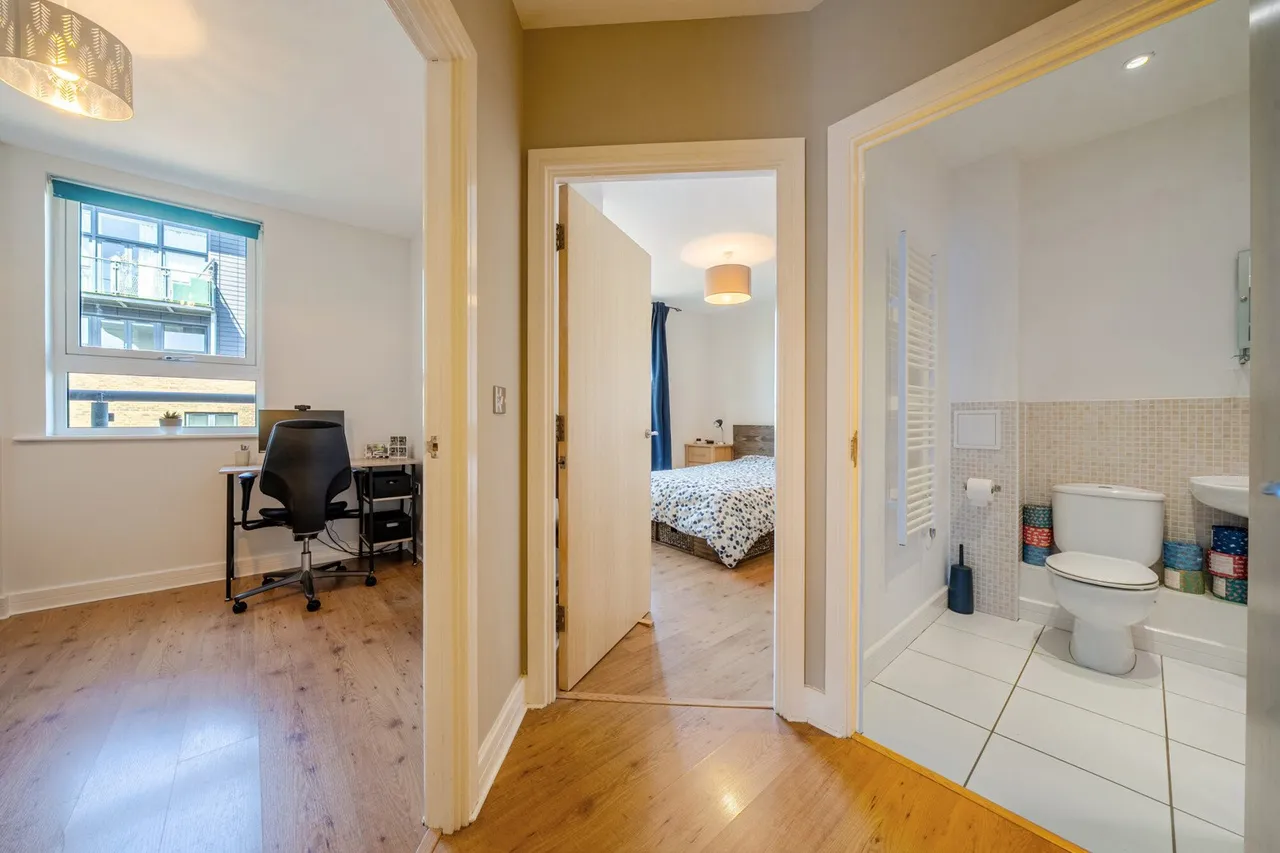 Desvignes Drive, SE13, photo 13