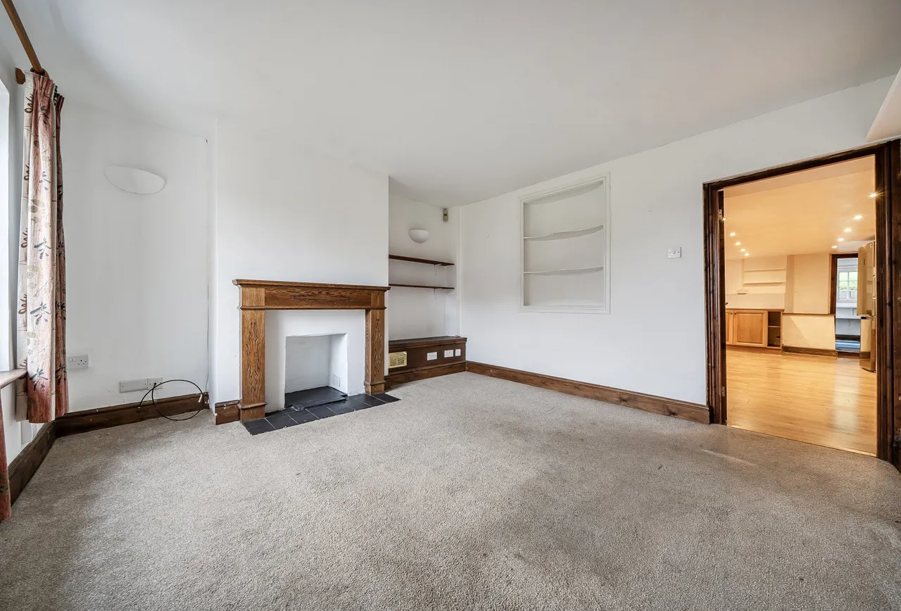 Down Road, Gloucestershire, Winterbourne Down, BS36 1BN, photo 5