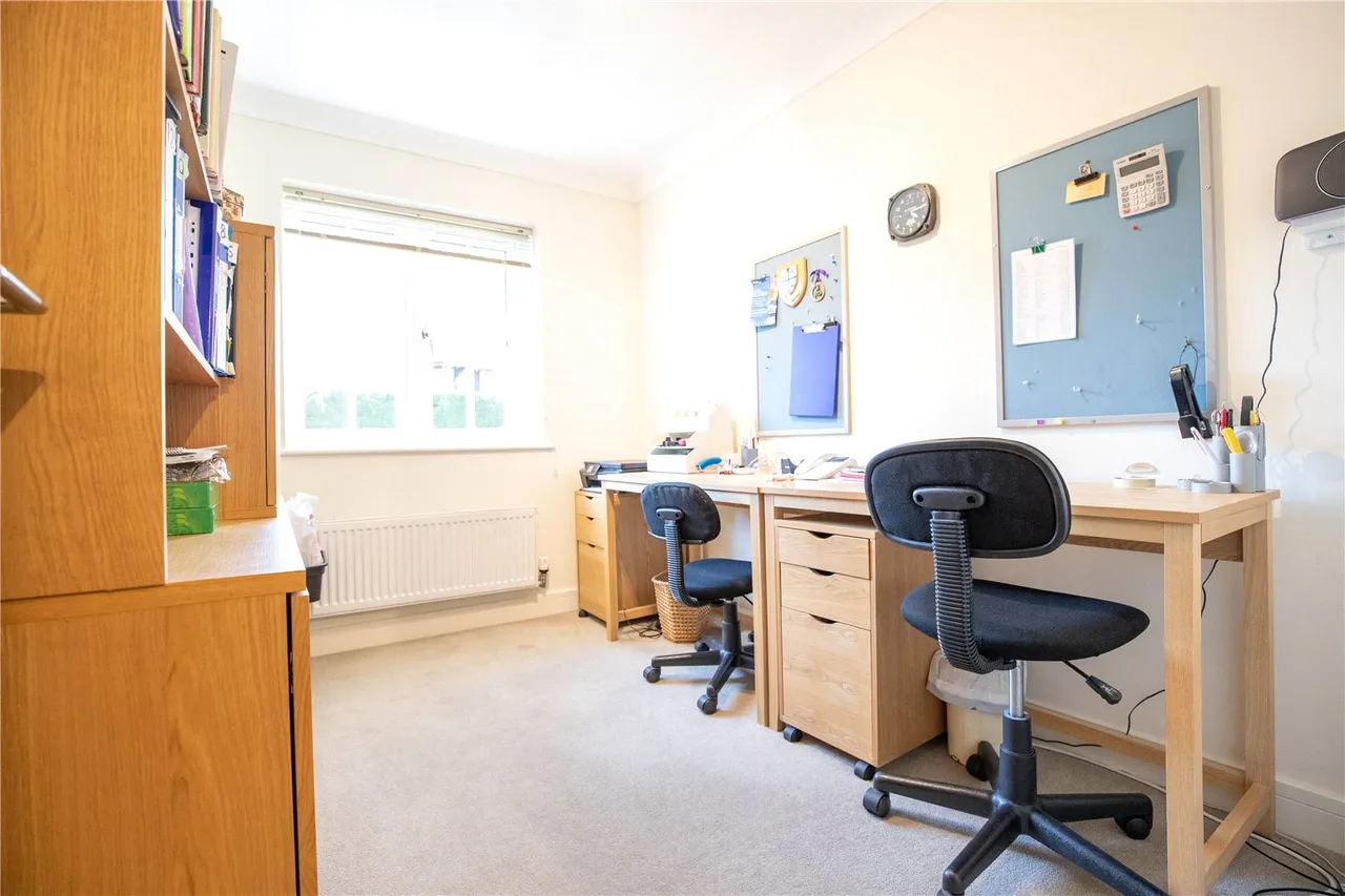 High Street, Hartley Wintney, Hampshire, RG27 8PE, photo 12