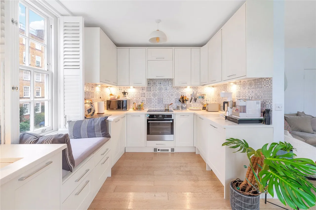 Vicarage Crescent, Battersea, SW11, photo 9