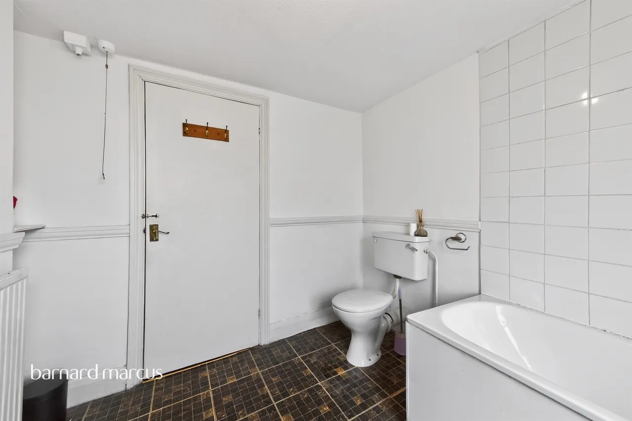 Percy Road, London, photo 10