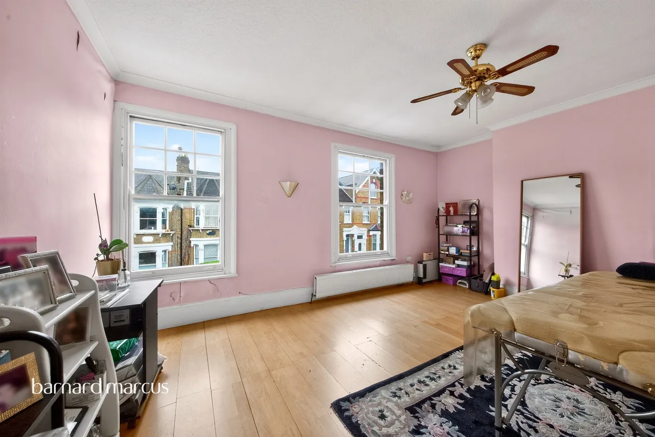 Percy Road, London, photo 9