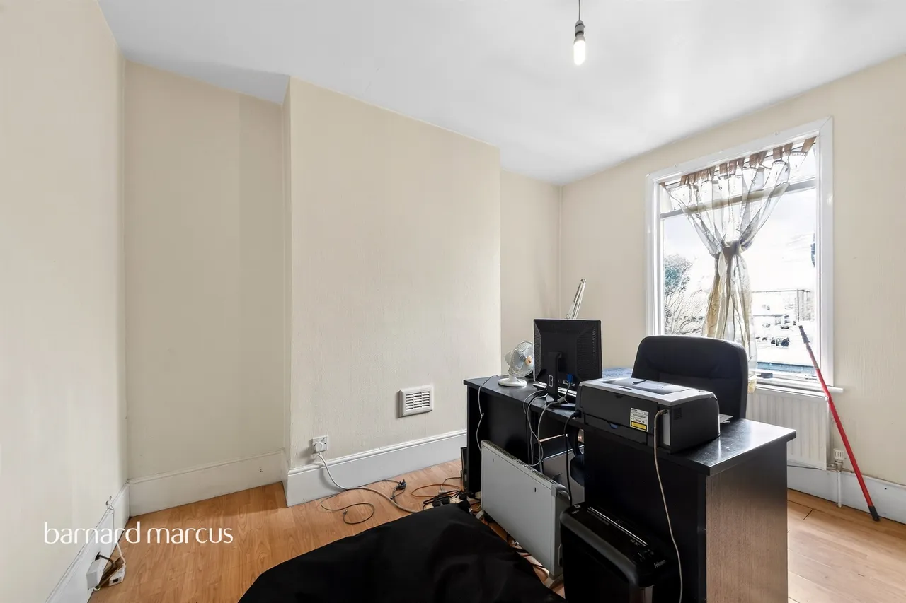 Percy Road, London, photo 6