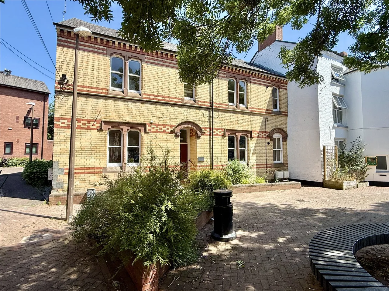 7 bed flat for sale, Severn Square, Newtown