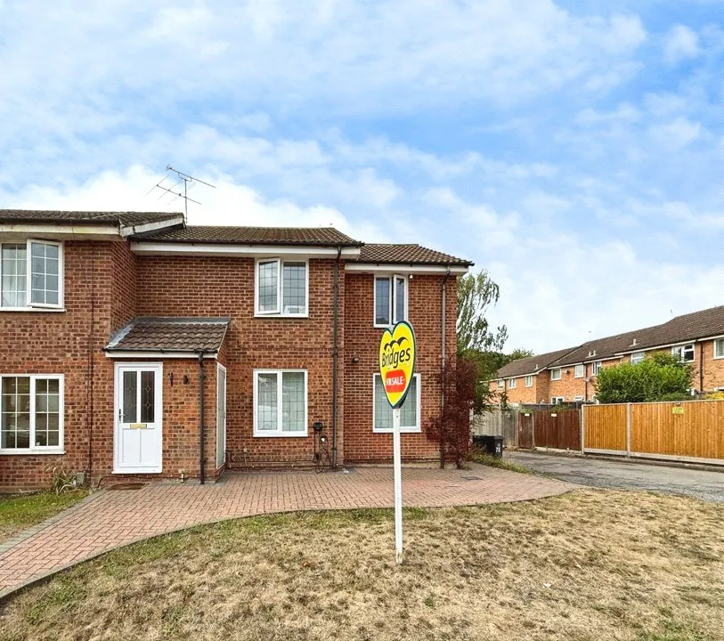 3 bed house for sale — Buckingham Way, Frimley, Camberley, GU16 8XP