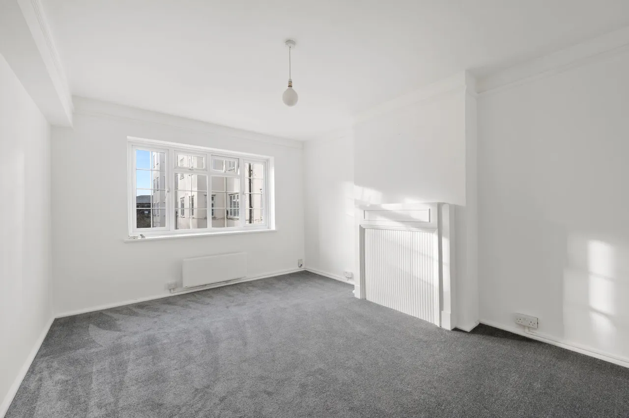 Spencer Road, London, SW20, photo 3