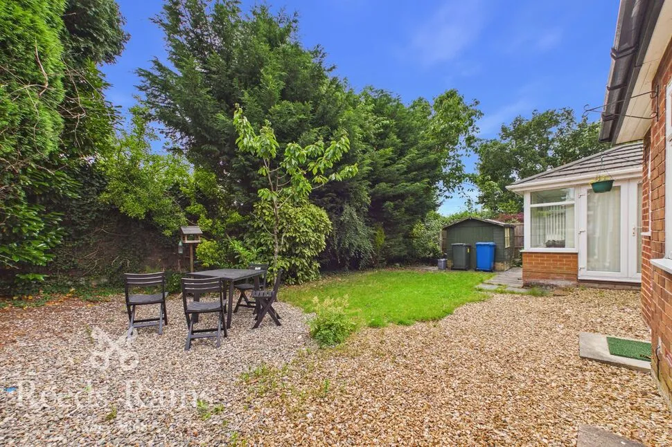 Preston Road, Chorley, PR6, photo 16