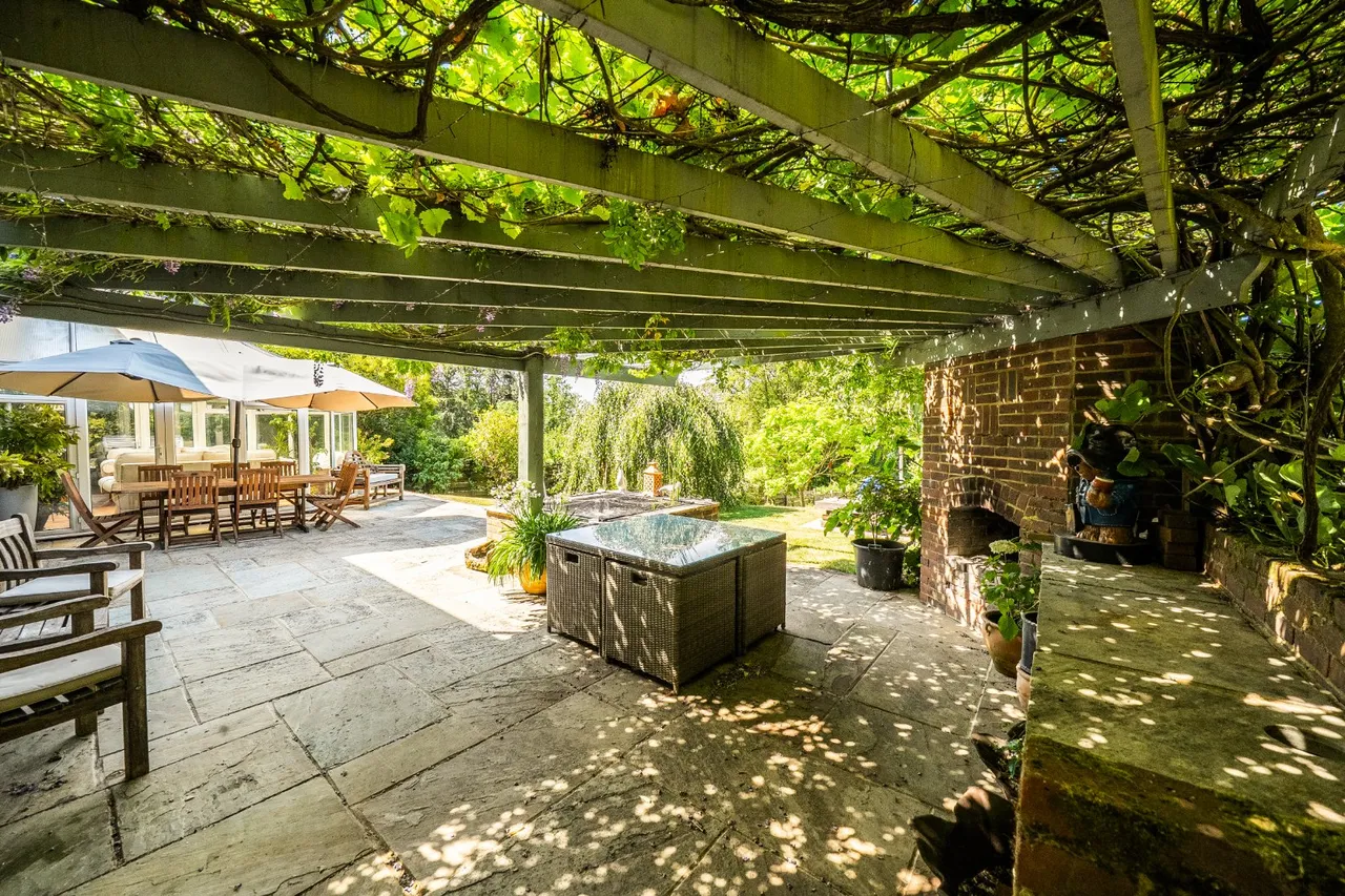 Little Trodgers Lane, Mayfield, TN20, photo 17