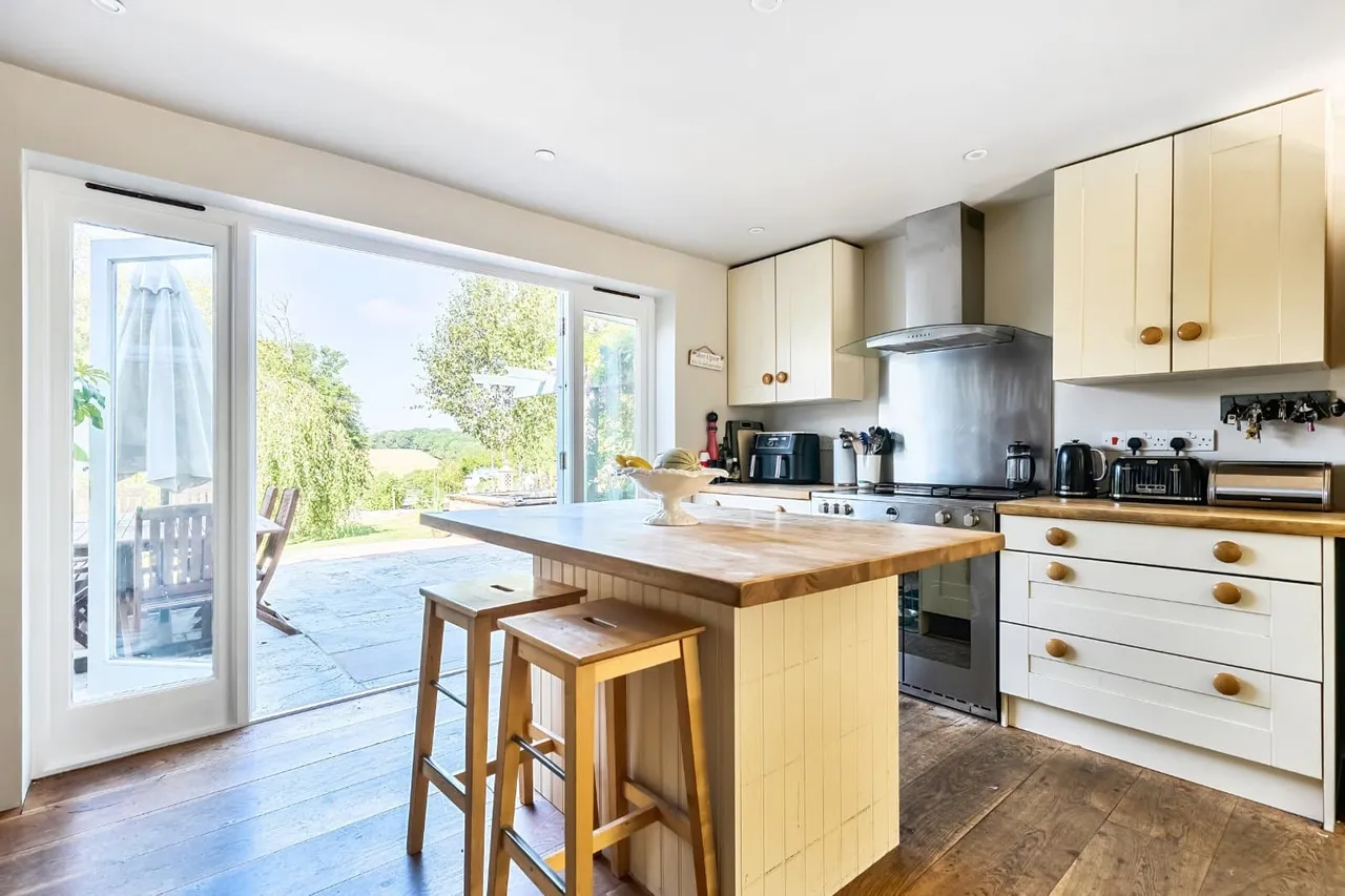 Little Trodgers Lane, Mayfield, TN20, photo 6