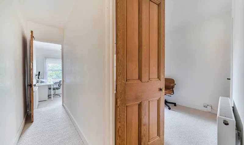 Grove Road, Ashtead, KT21, photo 12