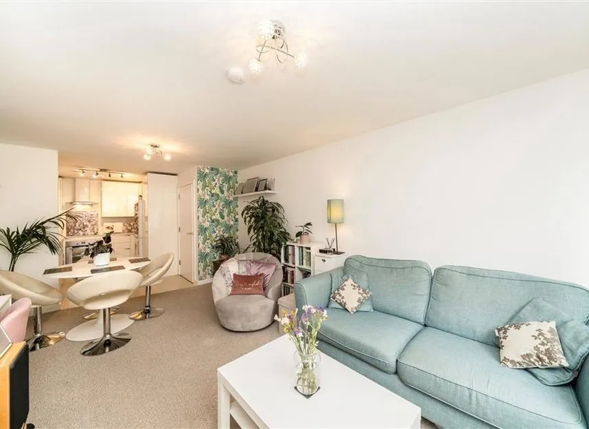 Ladywell Road, Ladywell, SE13, photo 6