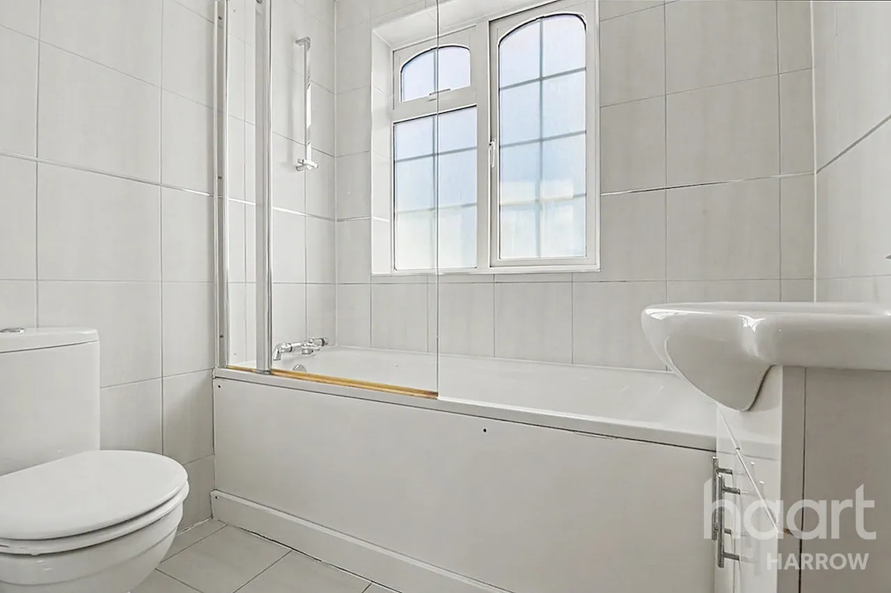 Grange Avenue, Stanmore, HA7, photo 16
