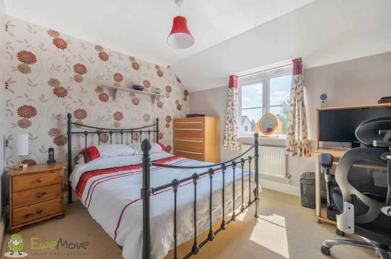 Hollycroft, Ashford Hill, RG19, photo 9