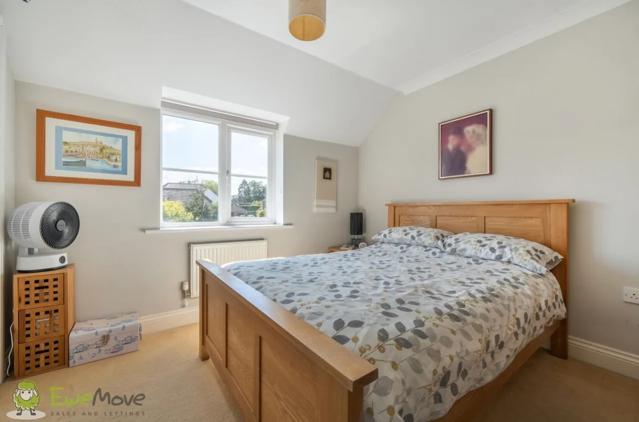 Hollycroft, Ashford Hill, RG19, photo 11