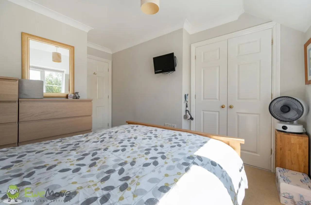 Hollycroft, Ashford Hill, RG19, photo 12