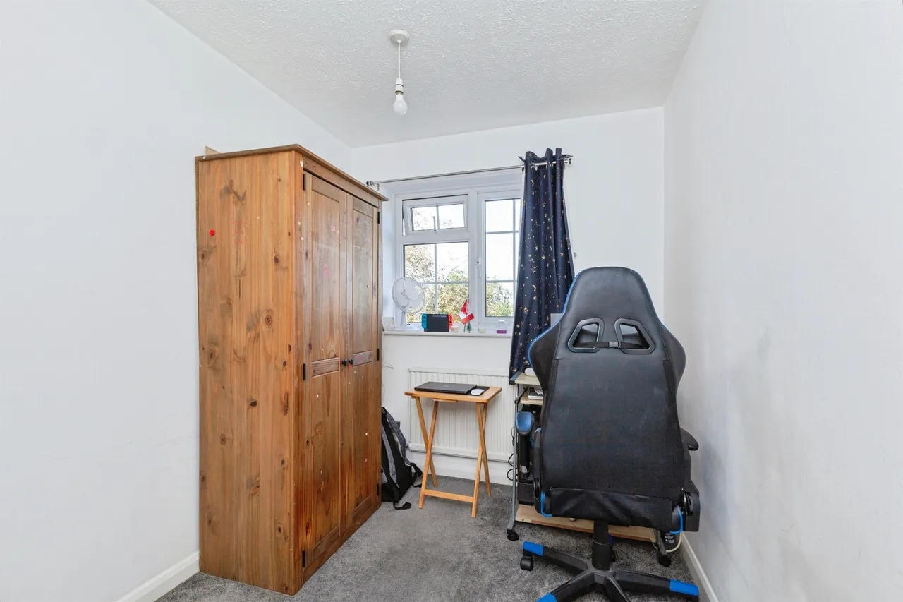 Burton Close, Oadby, LE2, photo 7