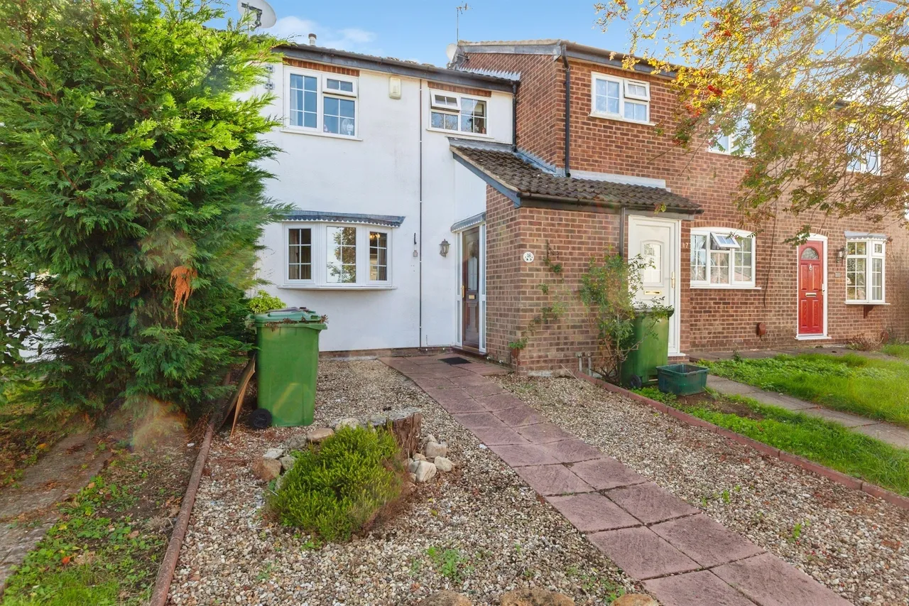3 bed house for sale, Burton Close, Oadby, LE2