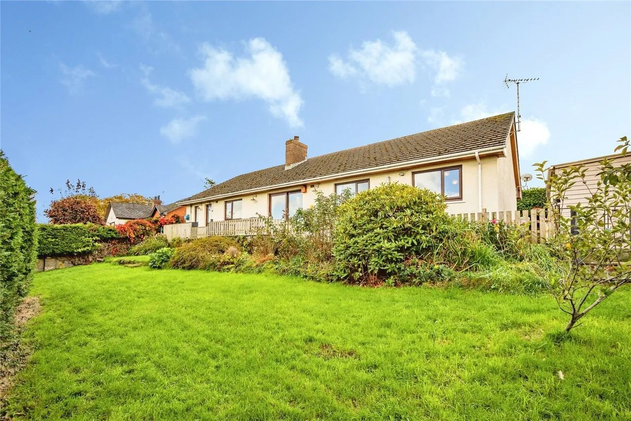 Penlon Road, Newcastle Emlyn, SA38, photo 2