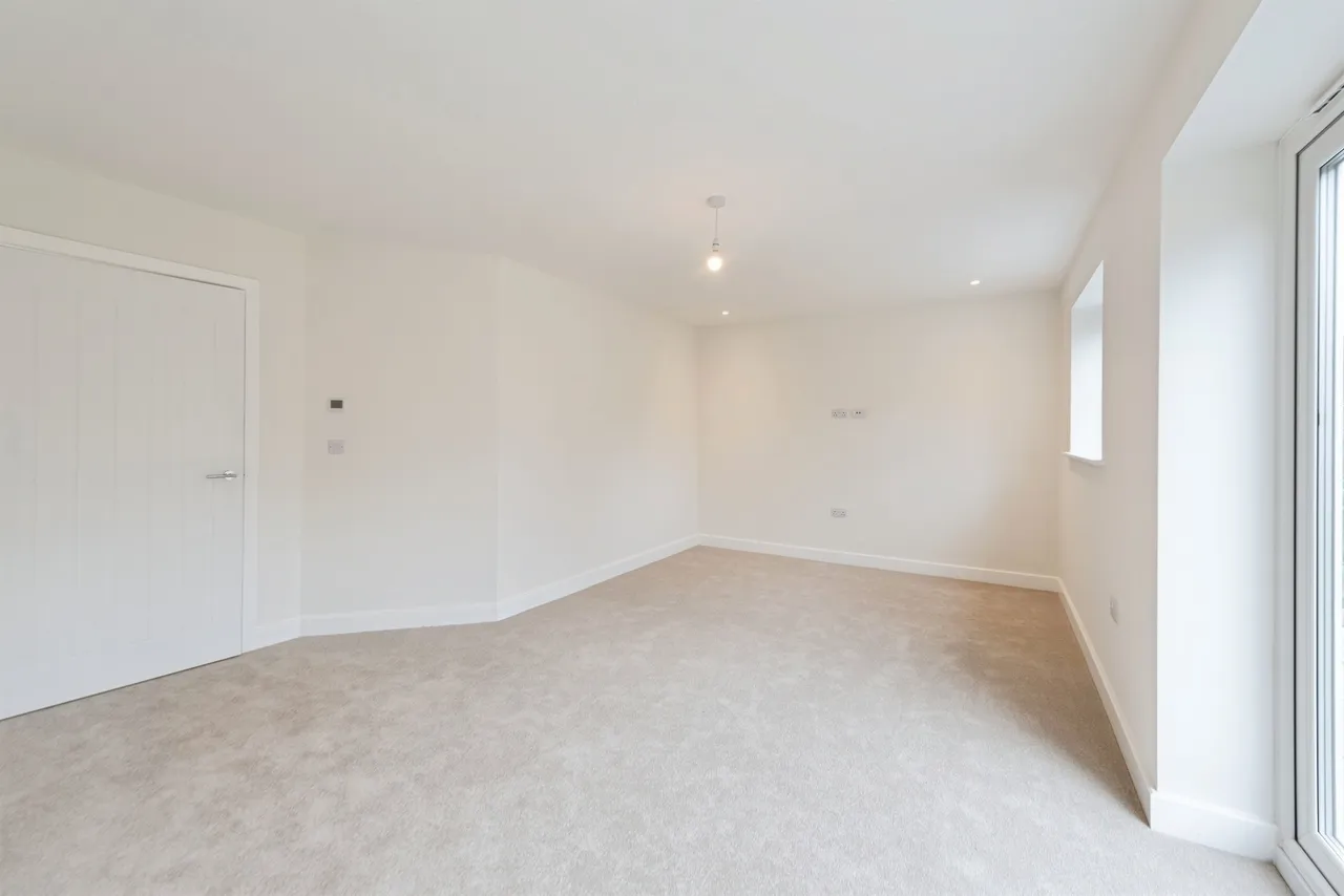 Beacon Bottom, Park Gate, SO31, photo 5