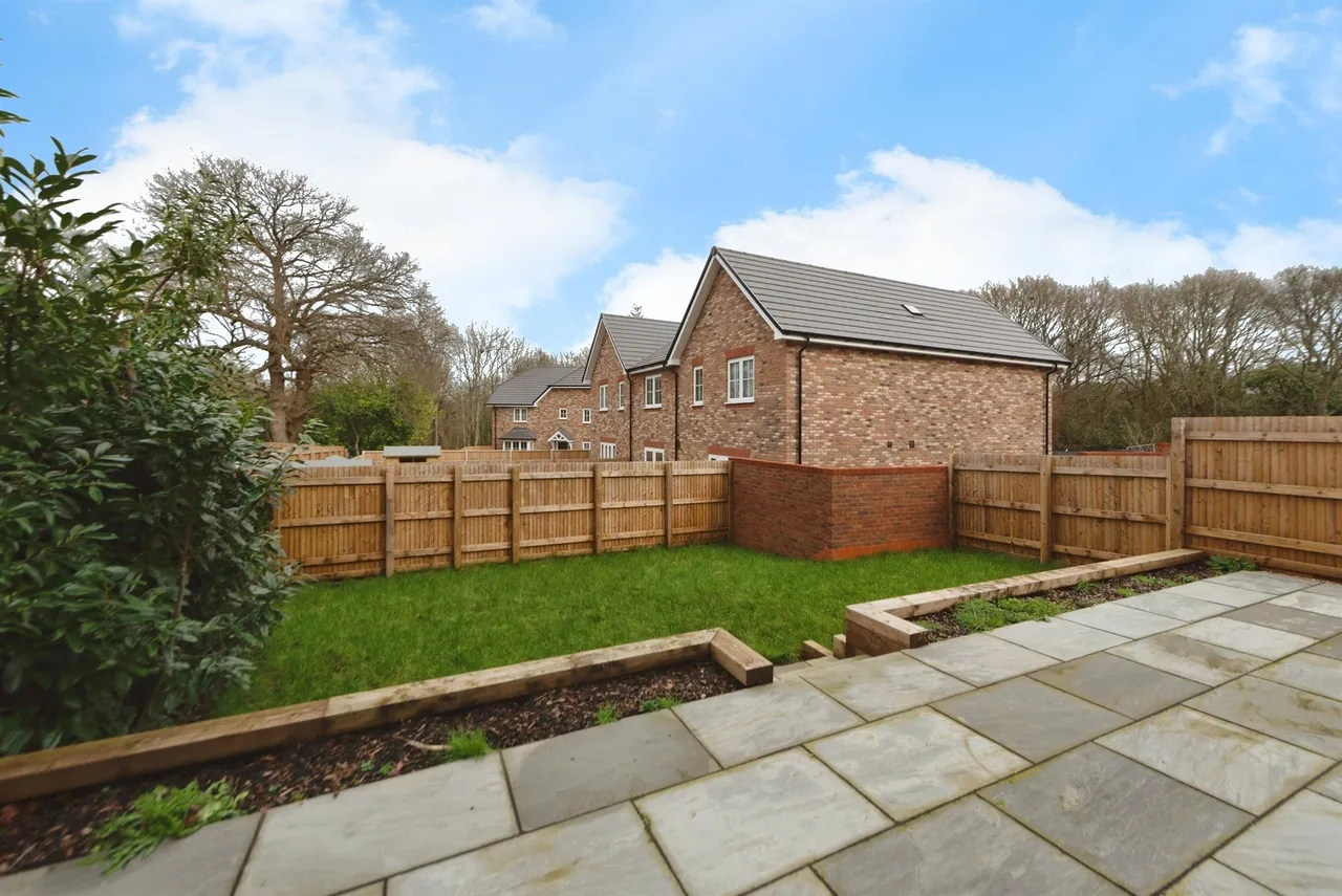 Beacon Bottom, Park Gate, SO31, photo 12