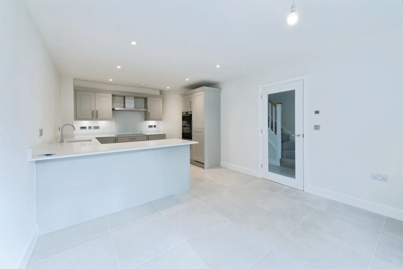 Beacon Bottom, Park Gate, SO31, photo 9