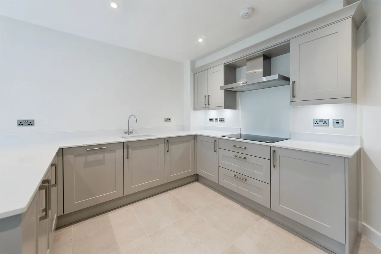 Beacon Bottom, Park Gate, SO31, photo 6
