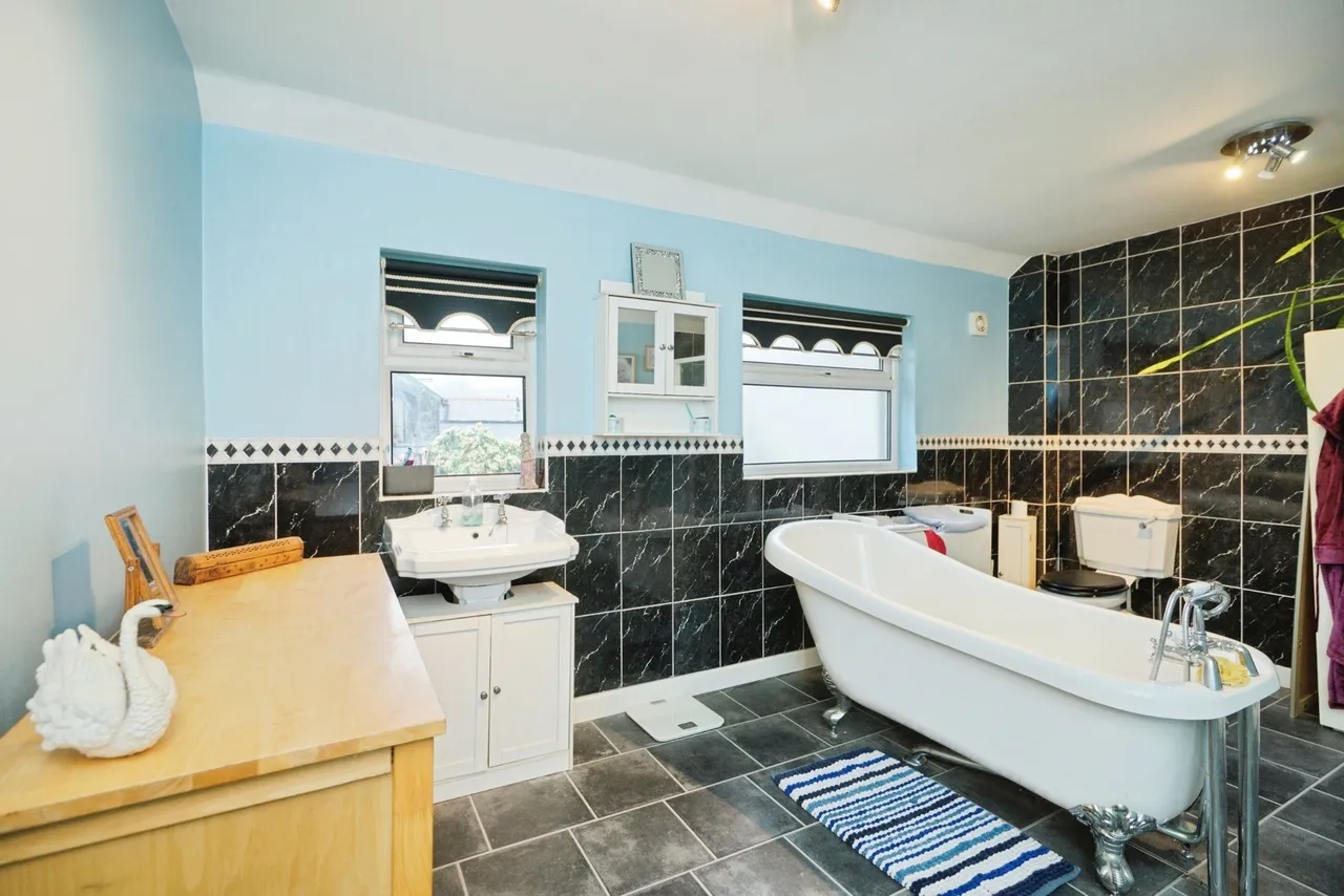 Manod Road, Blaenau Ffestiniog, LL41, photo 6
