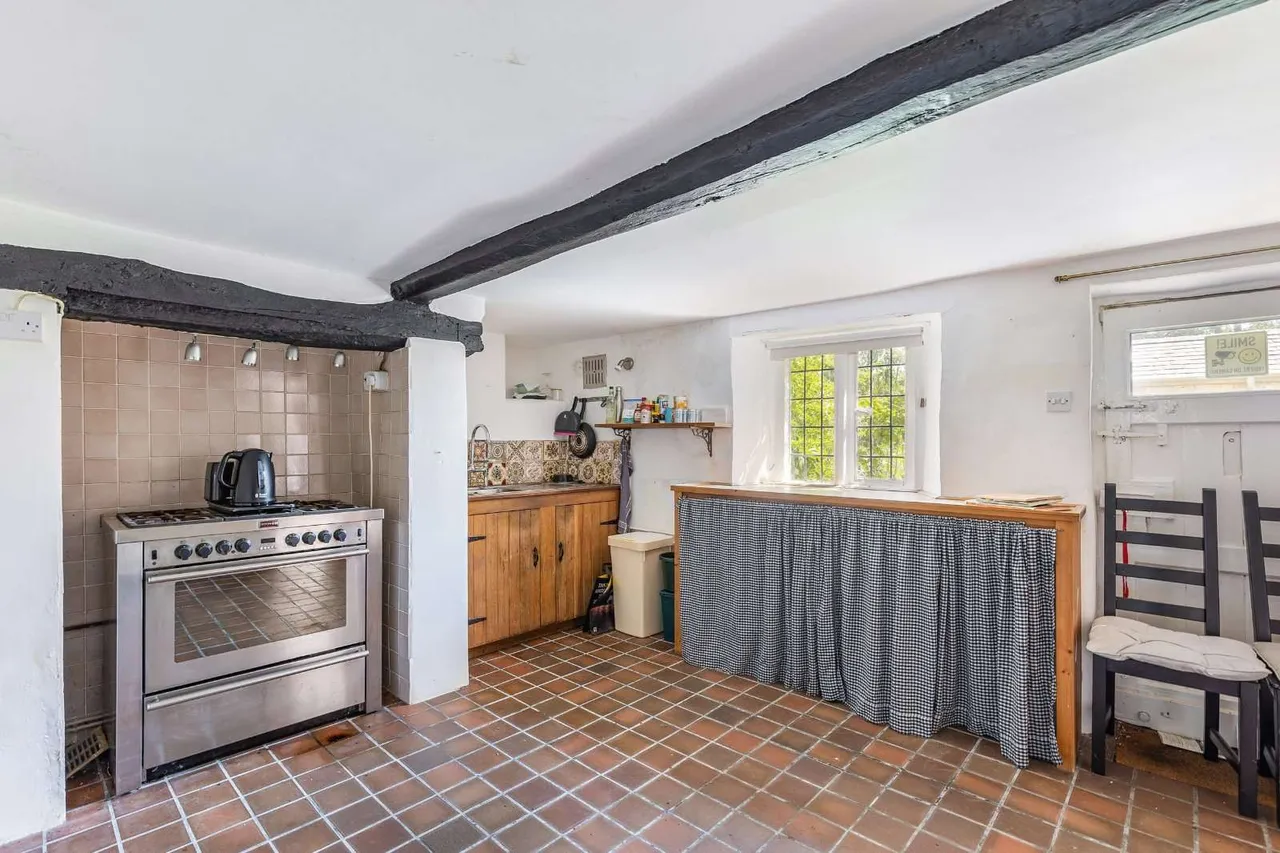 Bourton on the Hill, Moreton-in-Marsh, Gloucestershire, GL56 9AG, photo 4