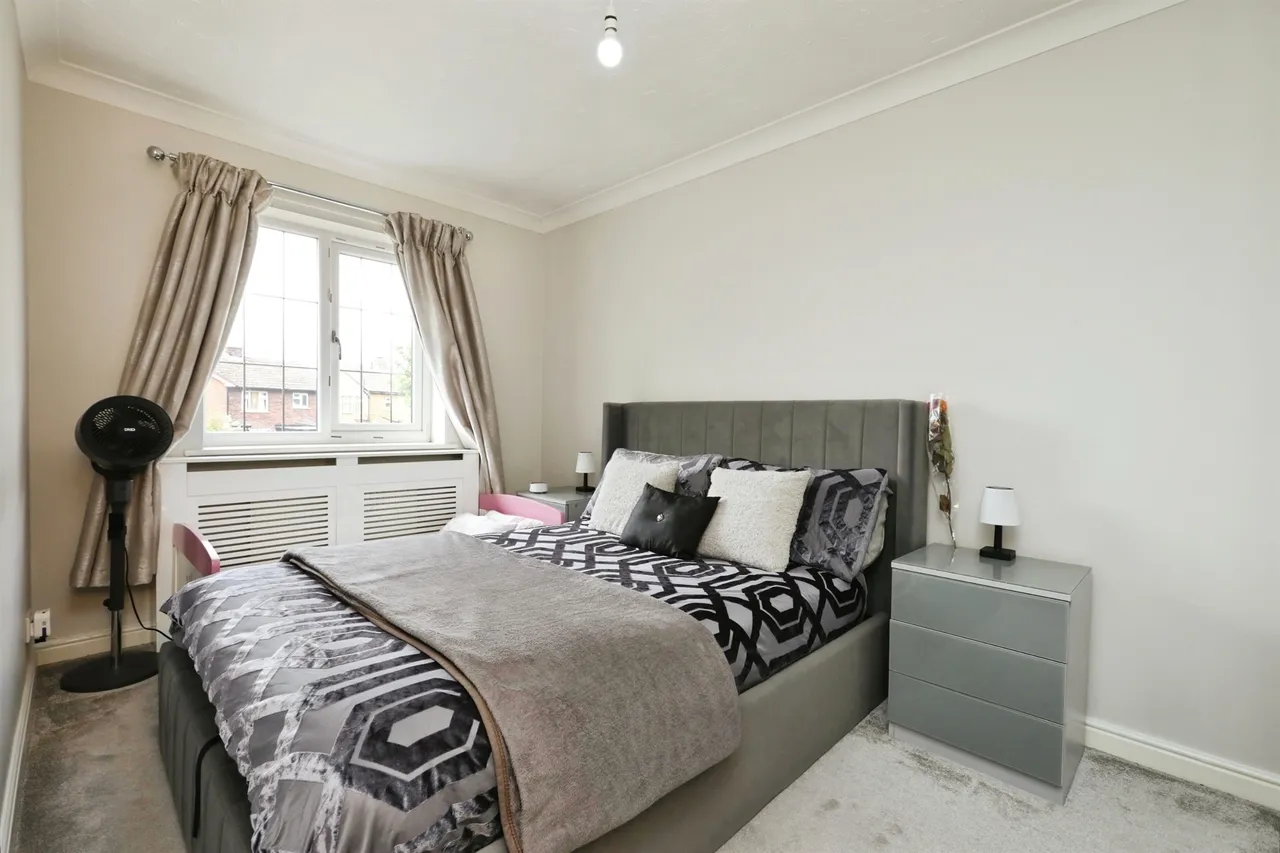 Edencroft Drive, Edenthorpe, Doncaster, photo 7