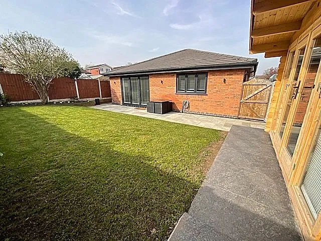 Selsdon Close, Kidderminster, Worcestershire, DY11 6BD, photo 12