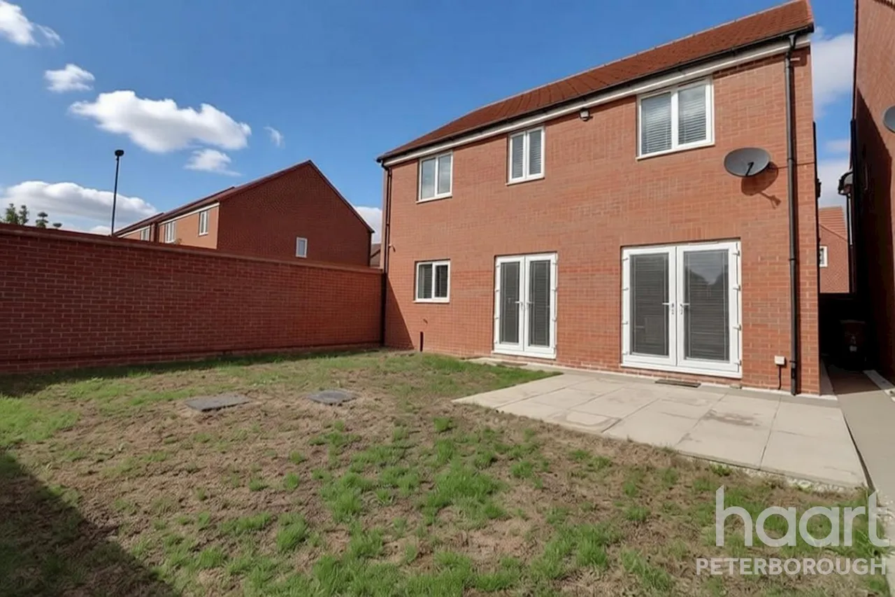 Theodore Close, Peterborough, PE2, photo 23