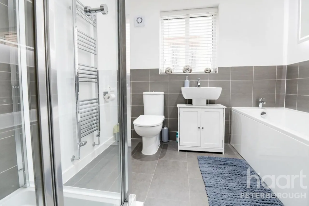 Theodore Close, Peterborough, PE2, photo 20