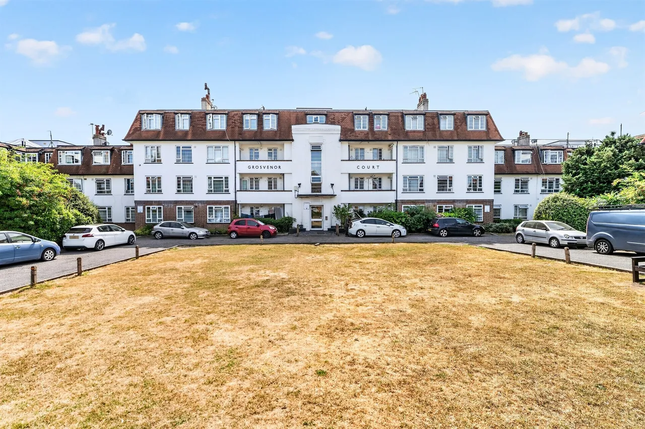 1 bed flat for sale — London Road, Morden