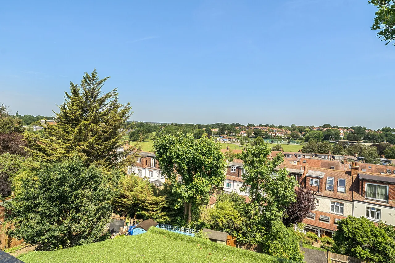Victoria Road, London, N22, photo 8