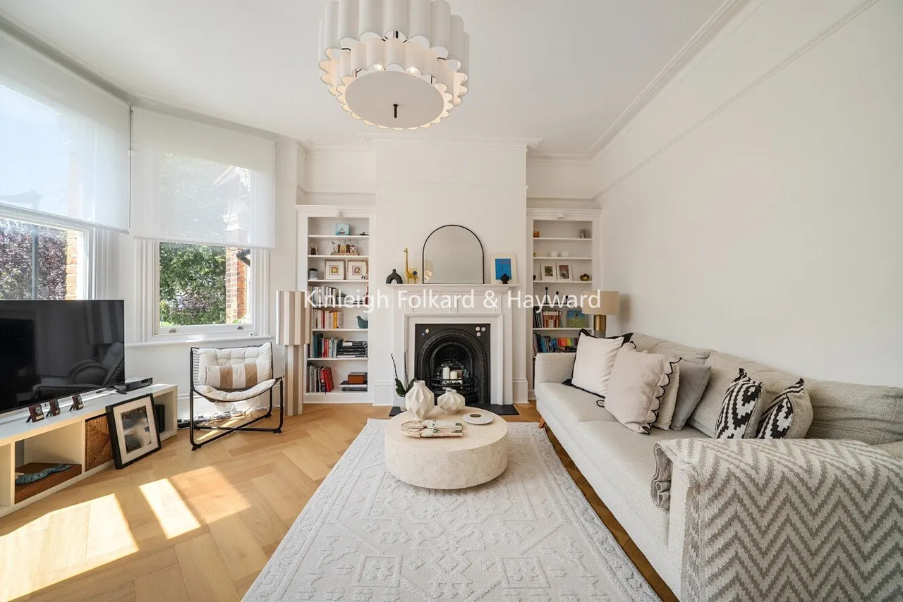 Victoria Road, London, N22, photo 9