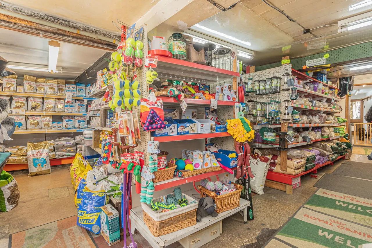High Street, Wotton-under-Edge, photo 37