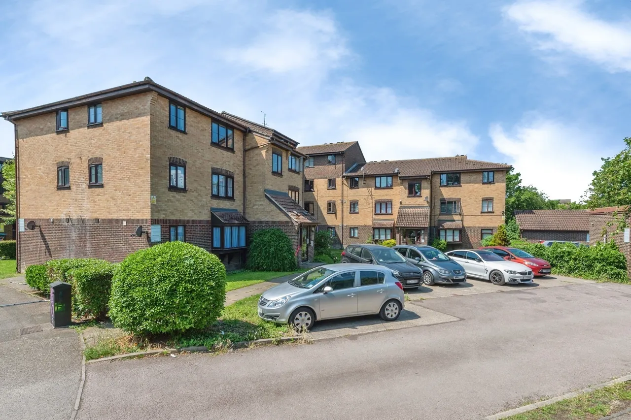 Conway Gardens, Grays, Essex, RM17, photo 12