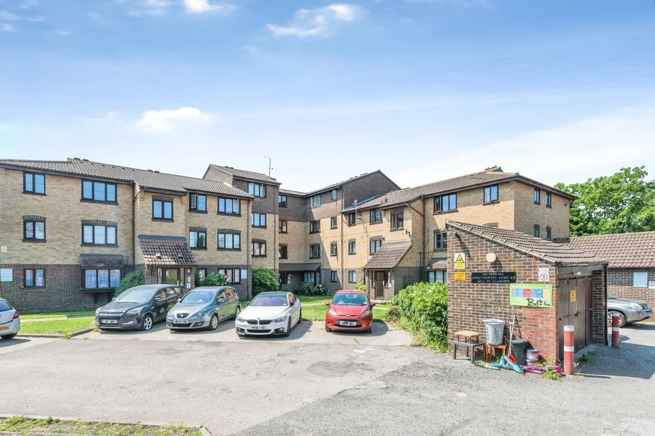 Conway Gardens, Grays, Essex, RM17, photo 13