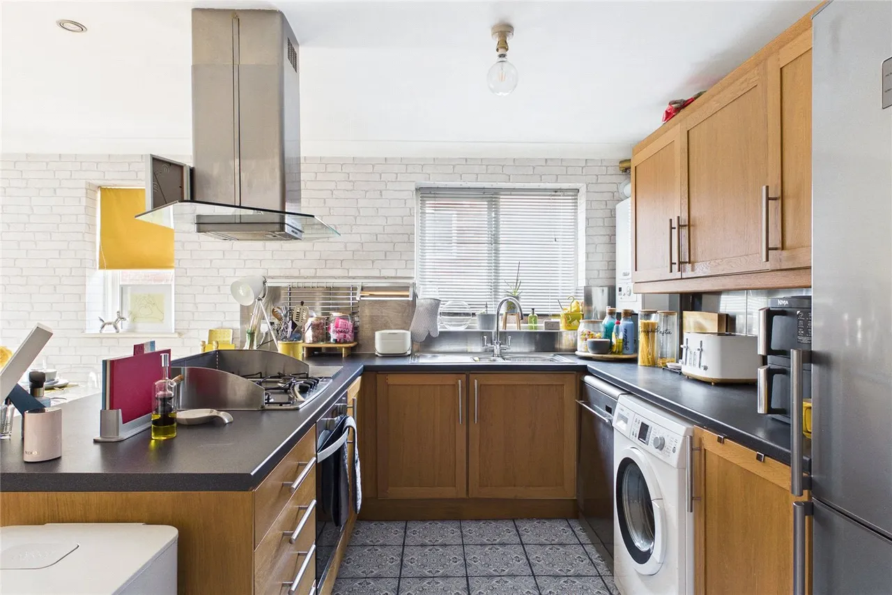 Byron Close, London, SW16, photo 3