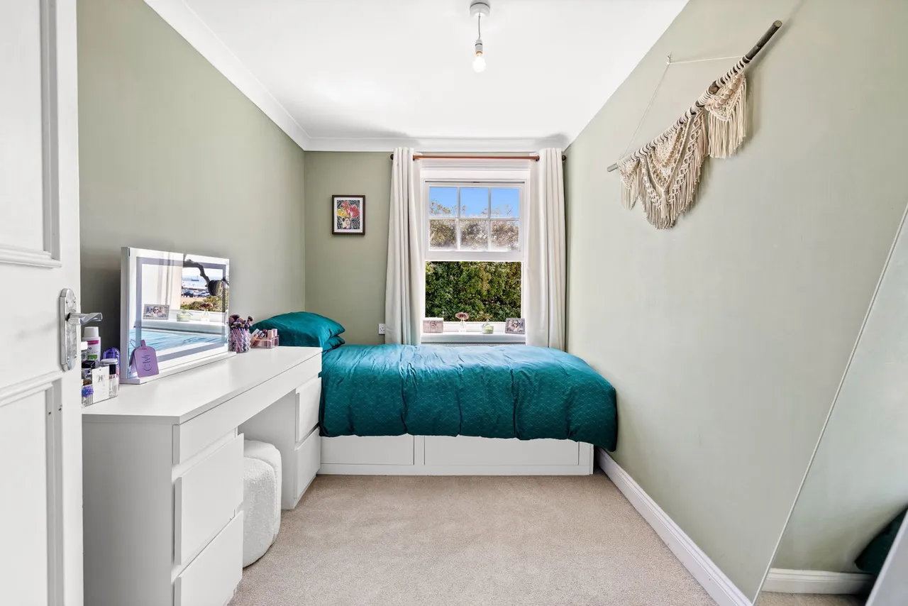 South Terrace, Littlehampton, BN17, photo 12