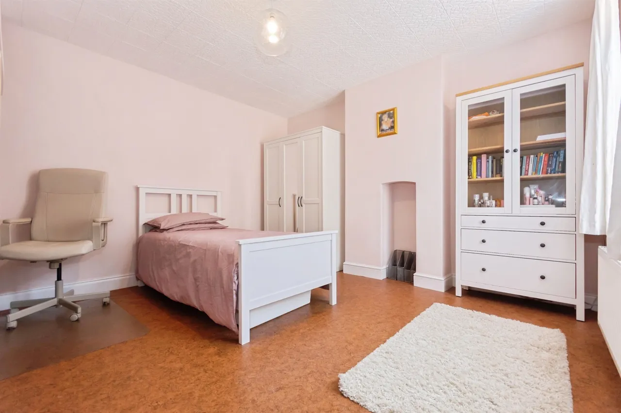 Russell Road, Hall Green, B28, photo 14