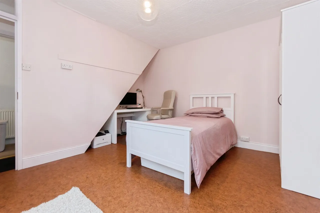 Russell Road, Hall Green, B28, photo 17