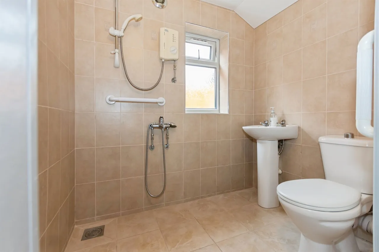 Russell Road, Hall Green, B28, photo 9