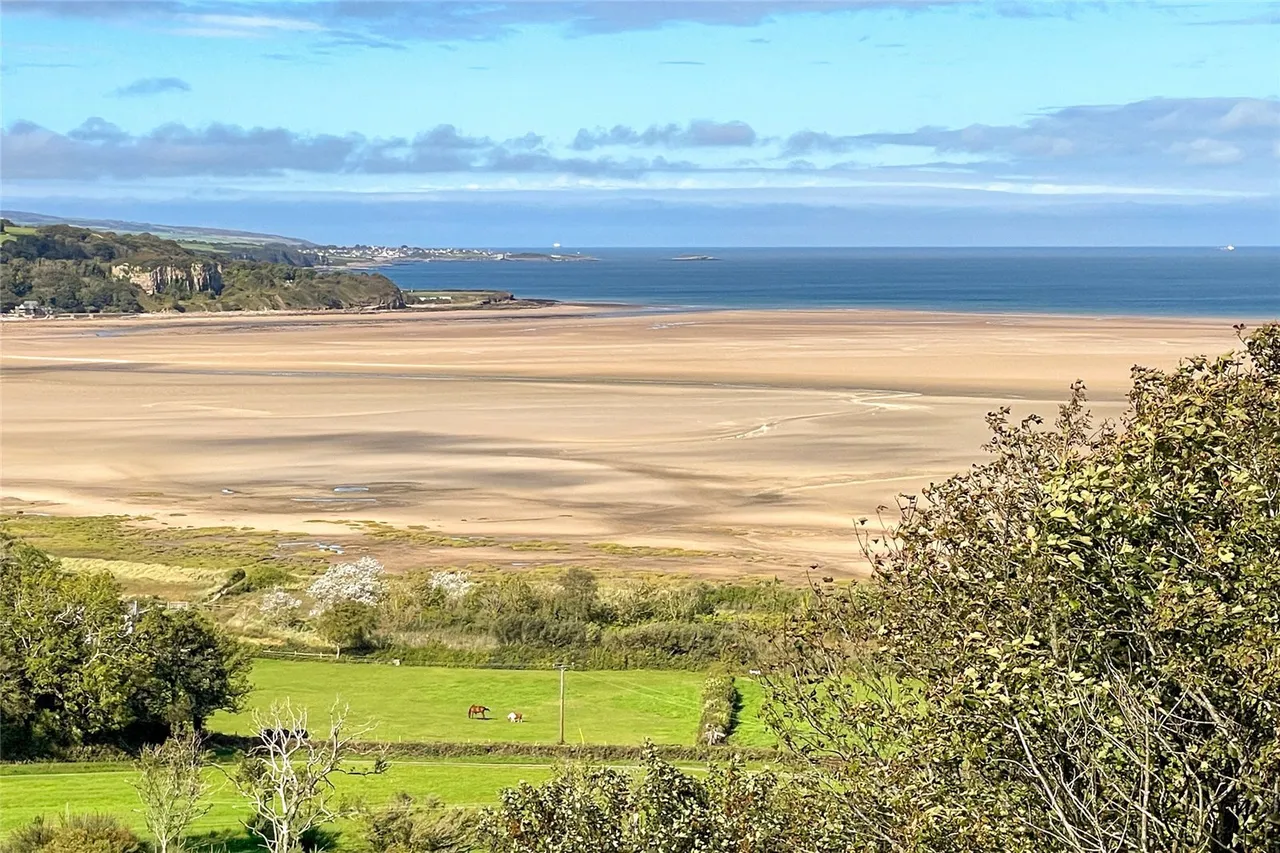 Red Wharf Bay, Pentraeth, photo 4