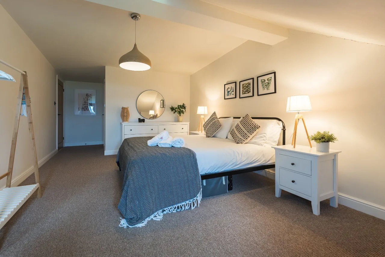 Red Wharf Bay, Pentraeth, photo 12